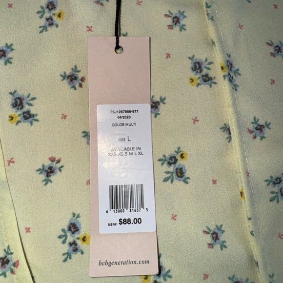 BCBGereration Floral Yellow Blouse Top Size Large NWT - Picture 3 of 5